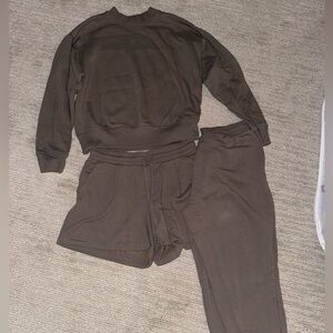 A New Day Brown matching set with Crewneck, Shorts, and Joggers